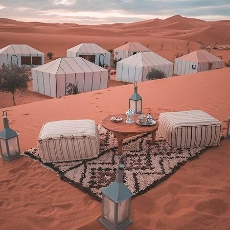 Exceptional Luxury Camp Hotel เมอร์ซูกา ภายนอก รูปภาพ